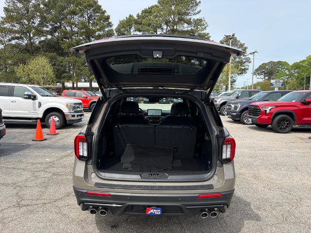 Certified 2026 Ford Explorer ST w/ Sun And Sound Package image 9