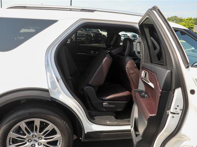 Certified 2025 Ford Explorer Platinum AWD/4WD image 39