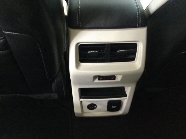 Certified 2022 Ford Edge Titanium w/ Equipment Group 301A image 15