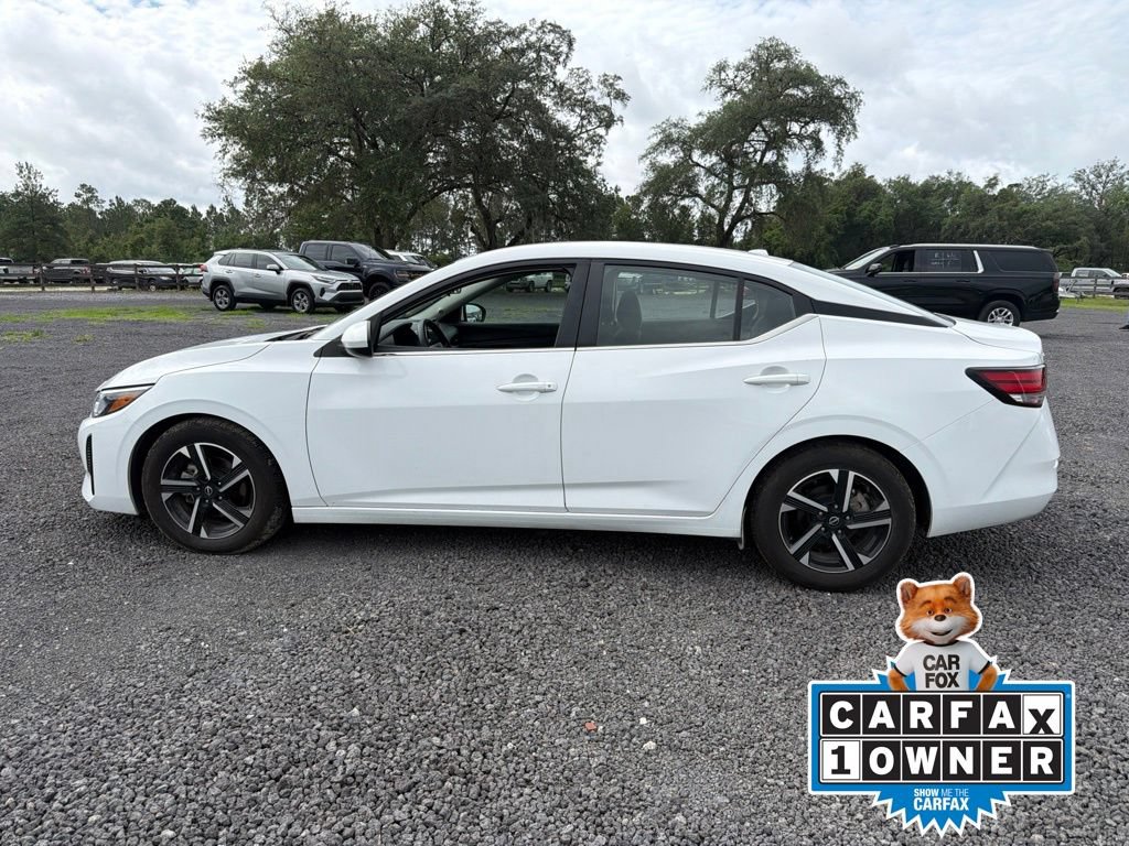 Used 2024 Nissan Sentra SV FWD image 2