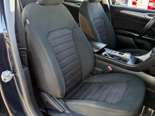 Certified 2020 Ford Fusion SE FWD image 9