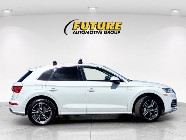 Used 2020 Audi Q5 e Premium Plus w/ Premium Plus Package AWD/4WD image 3
