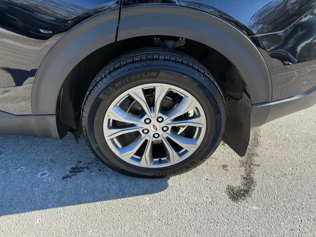 Certified 2022 Ford Explorer XLT w/ Equipment Group 202A image 23