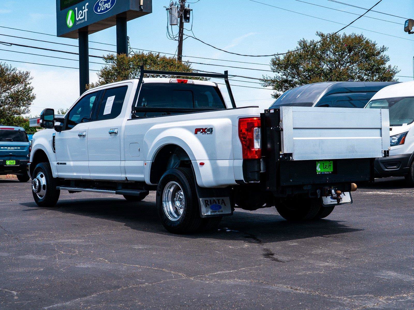 Certified 2019 Ford F350 XLT w/ XLT Premium Package AWD/4WD image 5