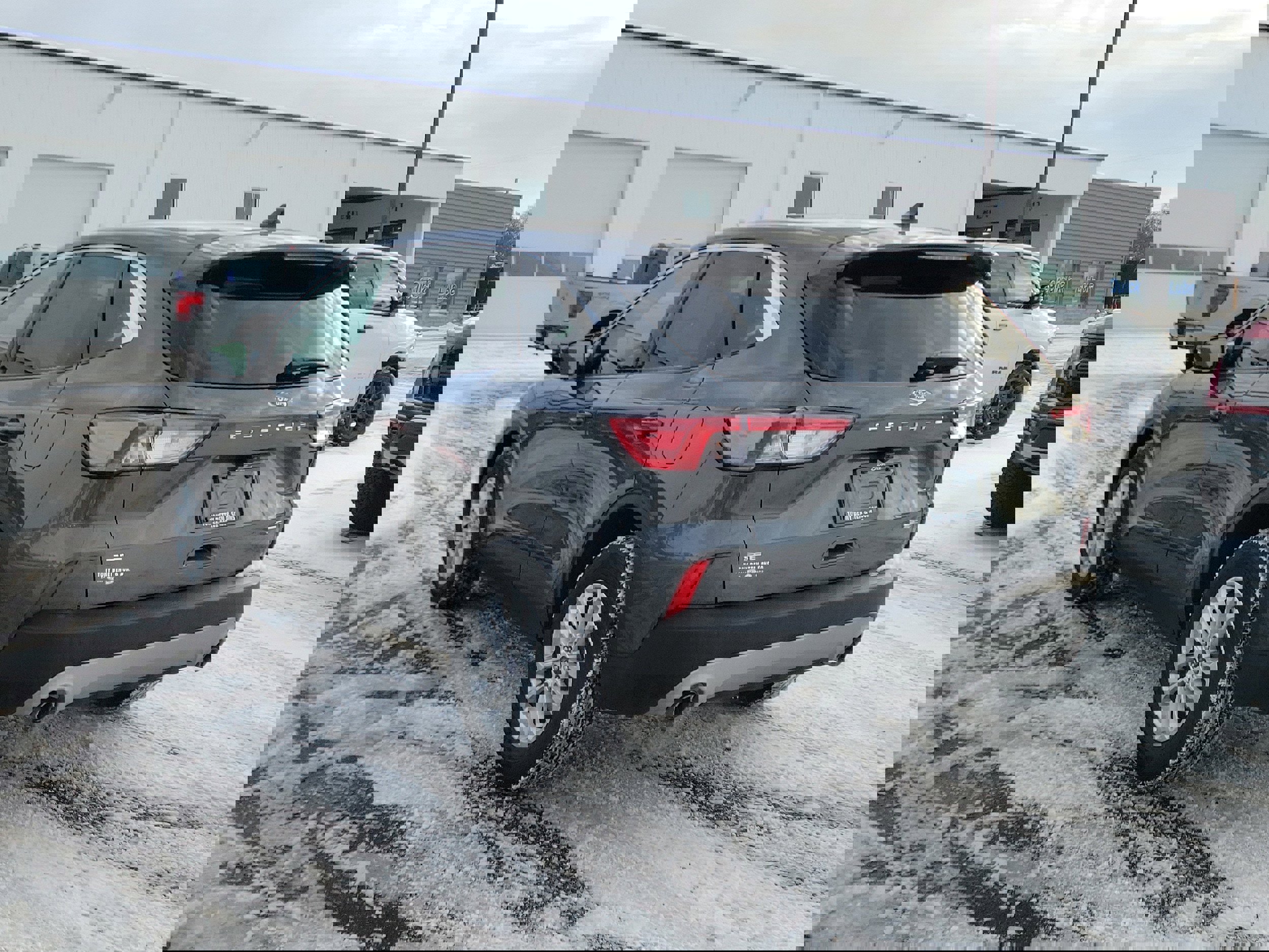 Certified 2020 Ford Escape SE image 3