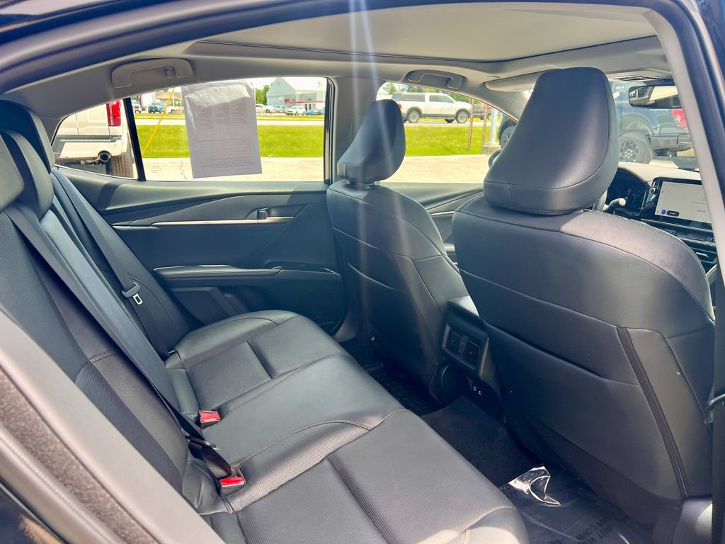 Used 2025 Toyota Camry XLE w/ Premium Plus Package AWD/4WD image 16