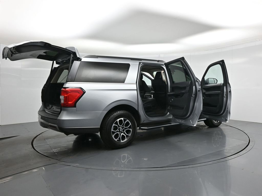 Certified 2023 Ford Expedition Max XLT image 35
