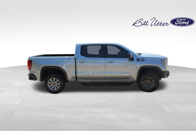 Used 2025 GMC Sierra 1500 AT4X AWD/4WD image 4