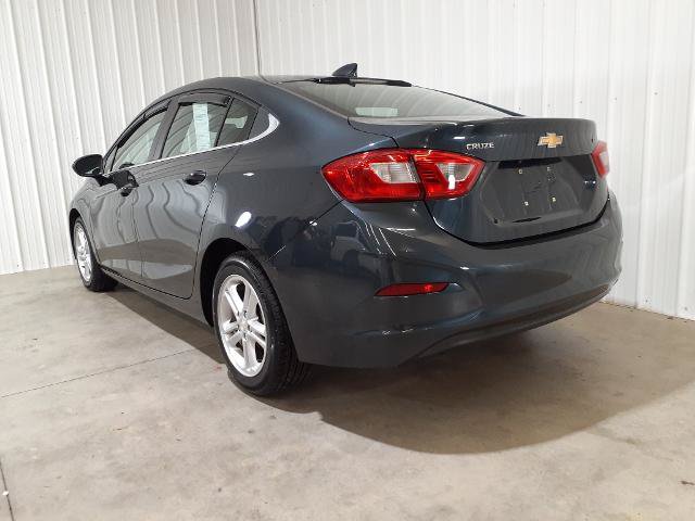 Used 2018 Chevrolet Cruze LT w/ Convenience Package FWD image 13