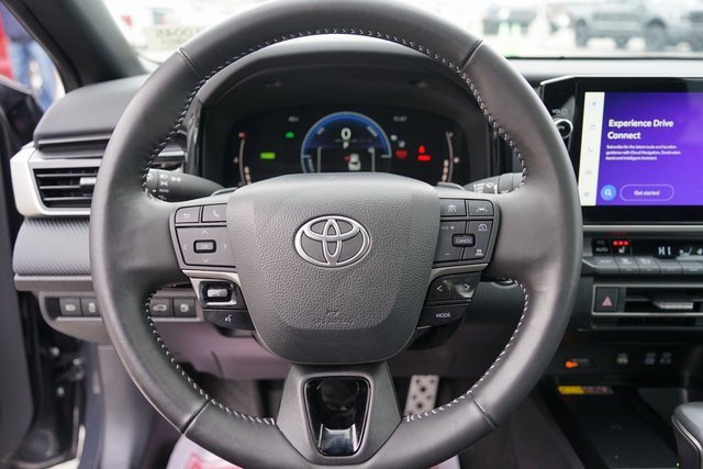 Used 2025 Toyota Camry SE w/ Multimedia Upgrade Package image 20
