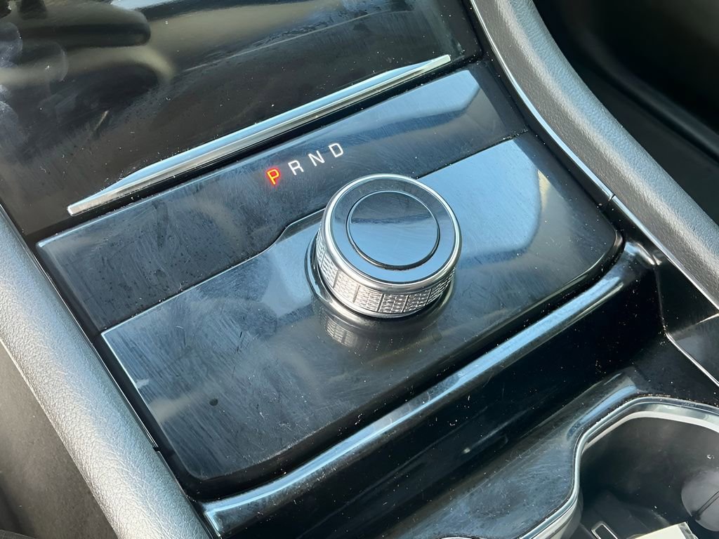 Used 2021 Jeep Grand Cherokee L Laredo w/ Luxury Tech Group I image 27