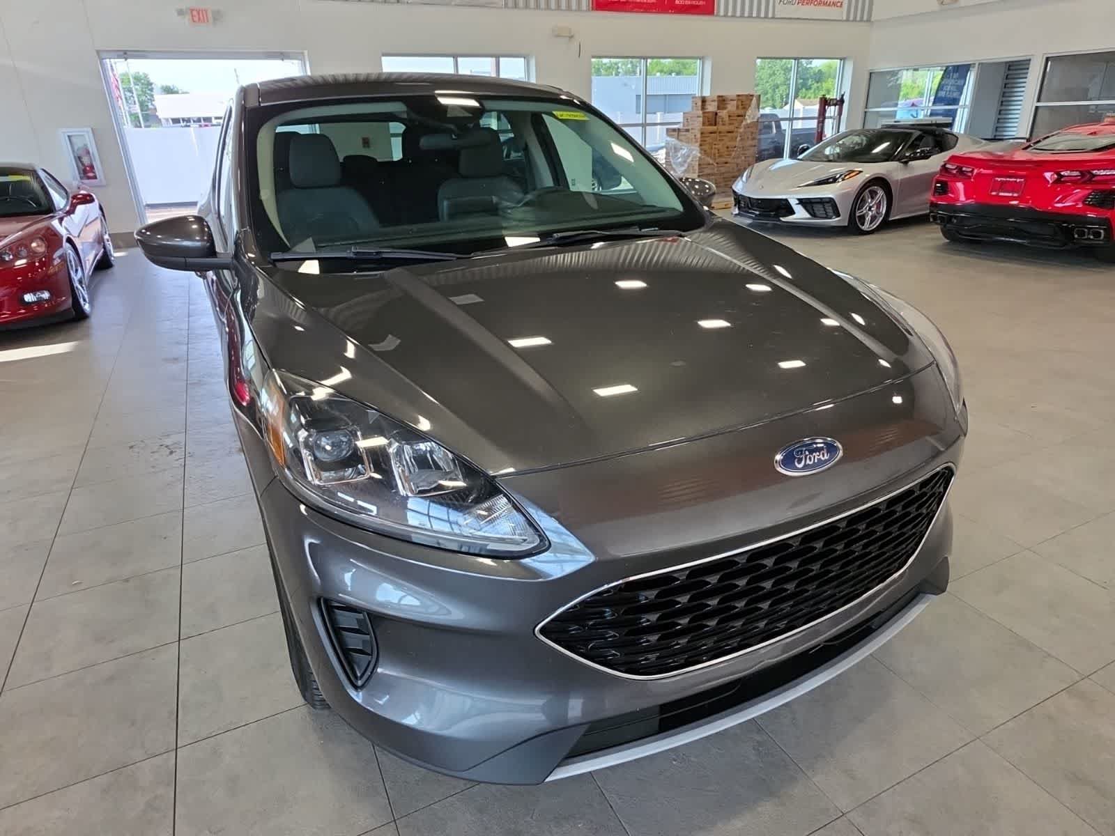 Certified 2020 Ford Escape SE AWD/4WD image 4