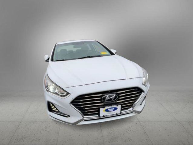 Used 2018 Hyundai Sonata Limited FWD image 3