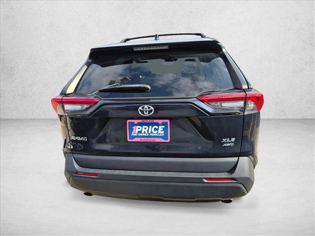Used 2022 Toyota RAV4 XLE w/ Convenience Package AWD/4WD image 6