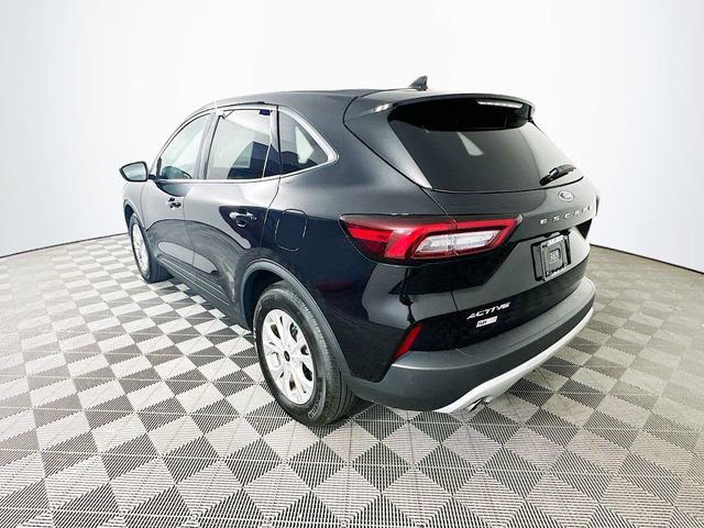 Certified 2025 Ford Escape Active w/ Cold Weather Package FWD image 10