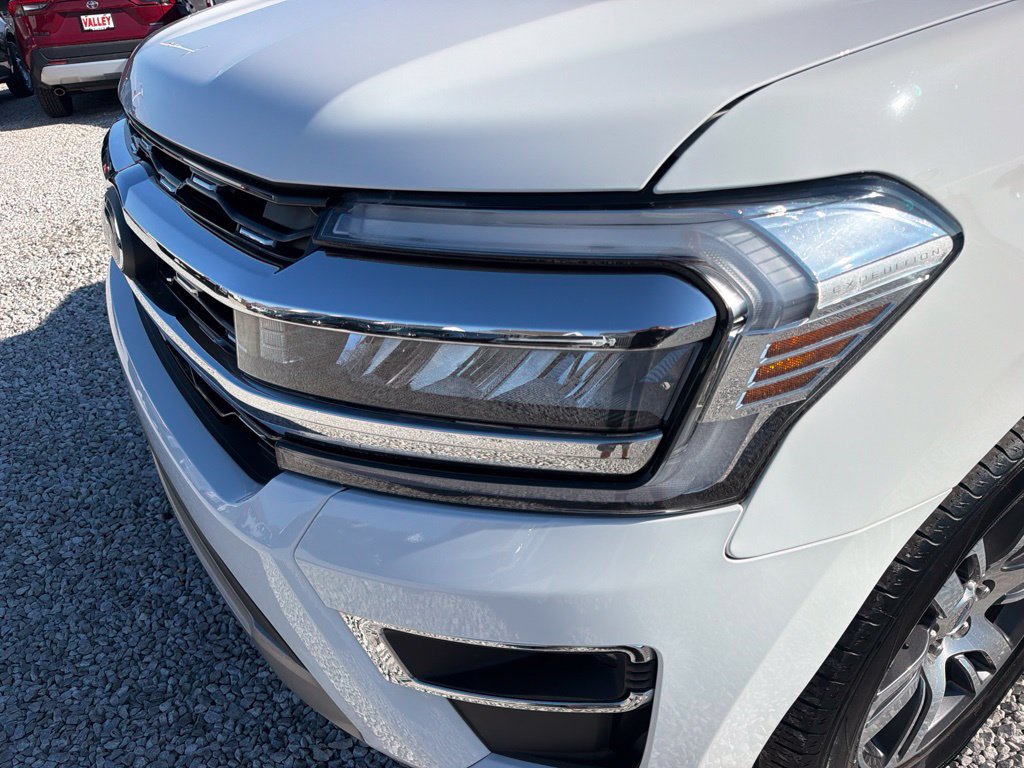 Certified 2024 Ford Expedition Max Limited AWD/4WD image 16