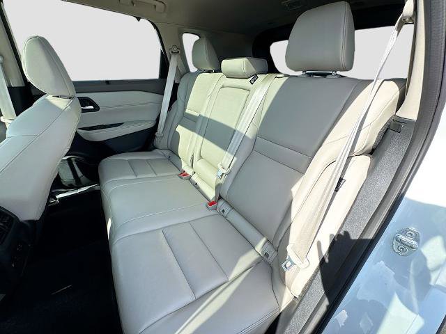 Used 2023 Nissan Rogue SL w/ SL Premium Package AWD/4WD image 20
