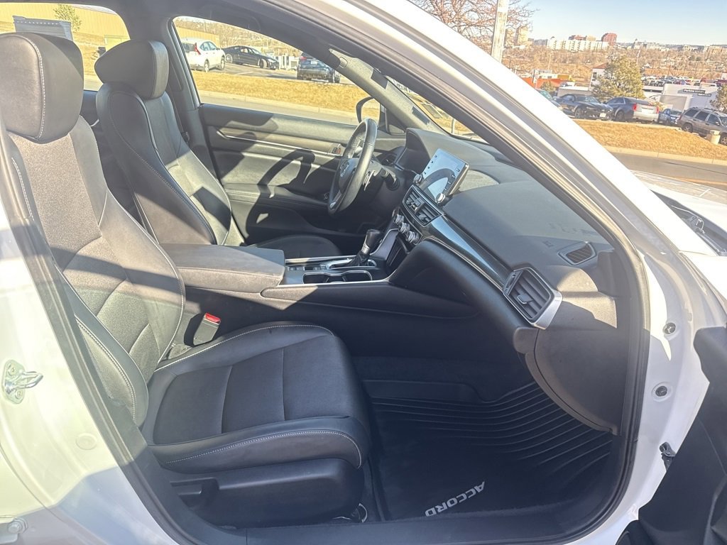 Used 2022 Honda Accord Sport image 26