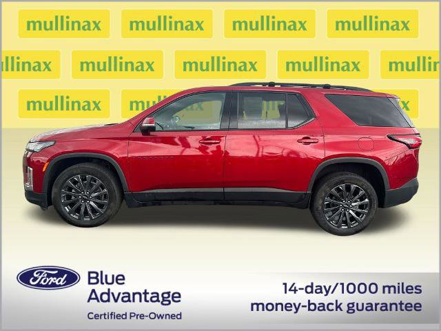 Used 2023 Chevrolet Traverse RS FWD image 13