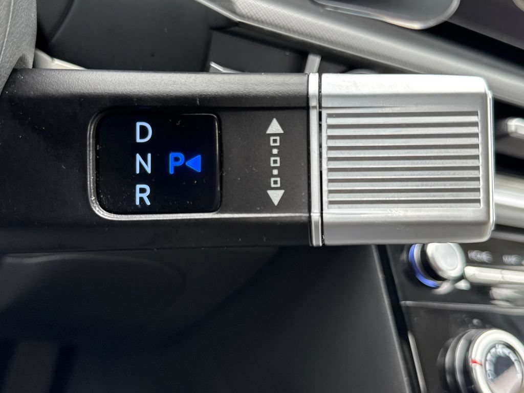 Used 2026 Hyundai Santa Fe SE FWD image 23