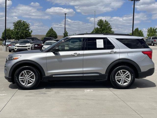 Certified 2021 Ford Explorer XLT w/ Equipment Group 202A AWD/4WD image 2