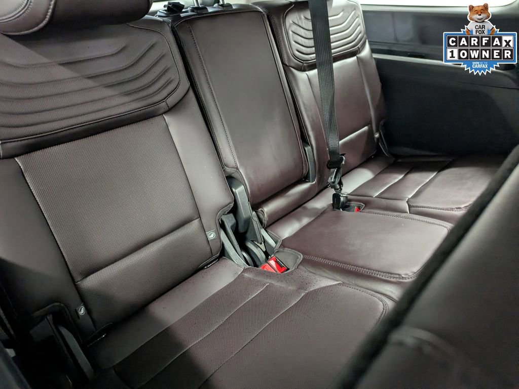 Certified 2025 Ford Expedition Max Platinum w/ Platinum Ultimate Package image 30