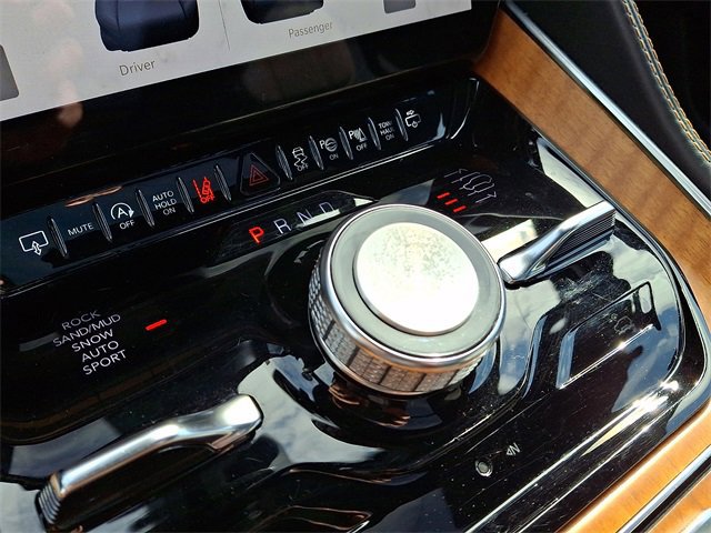 Used 2024 Jeep Grand Wagoneer L Series III image 15