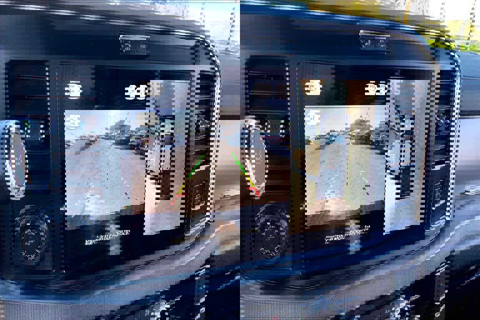 Certified 2025 Ford F250 Platinum image 24