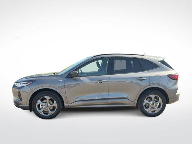 Certified 2024 Ford Escape ST-Line w/ Tech Pack #1 AWD/4WD image 5