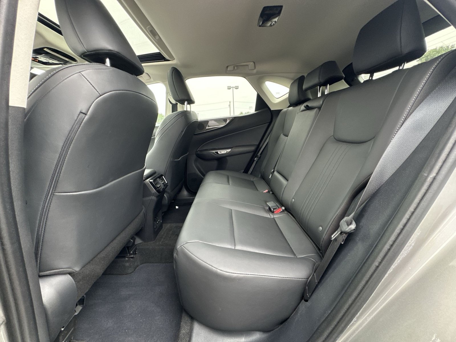Used 2024 Lexus NX 250 FWD w/ Cold Area Package image 33