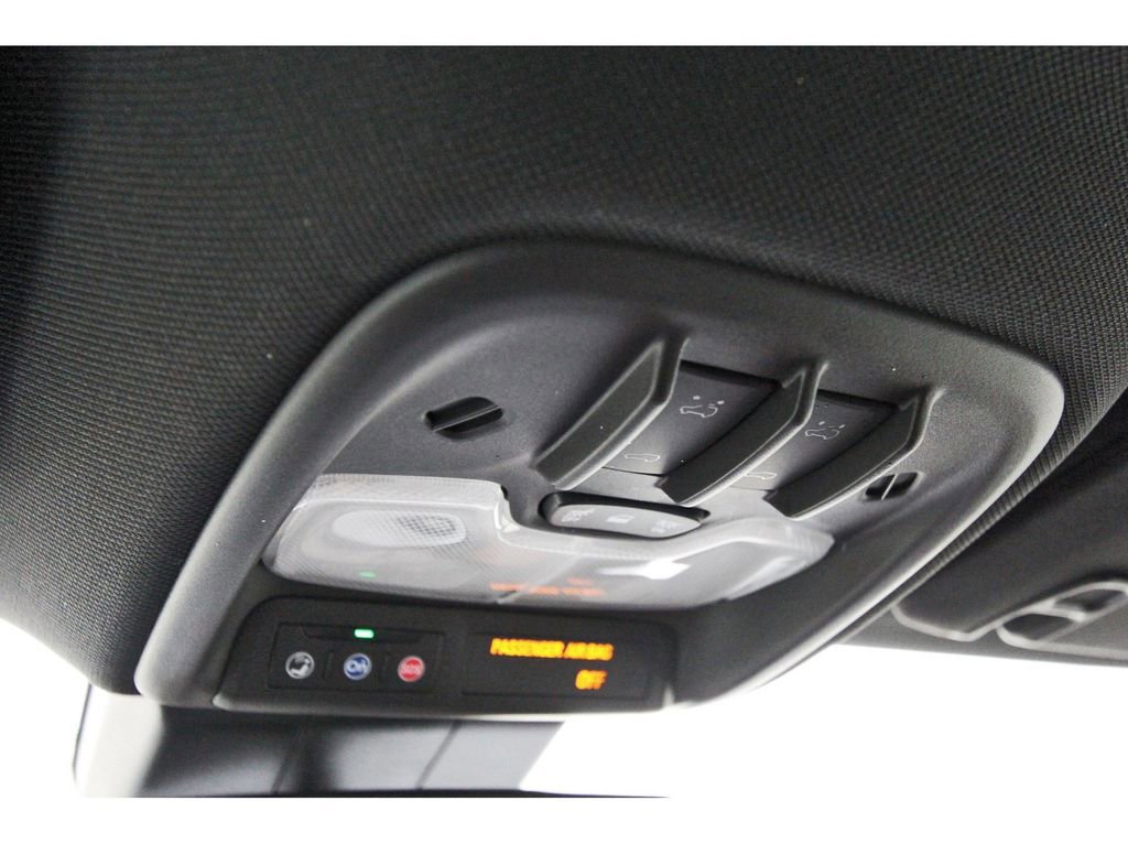 Used 2024 GMC Canyon AT4 w/ AT4 Premium Package image 23