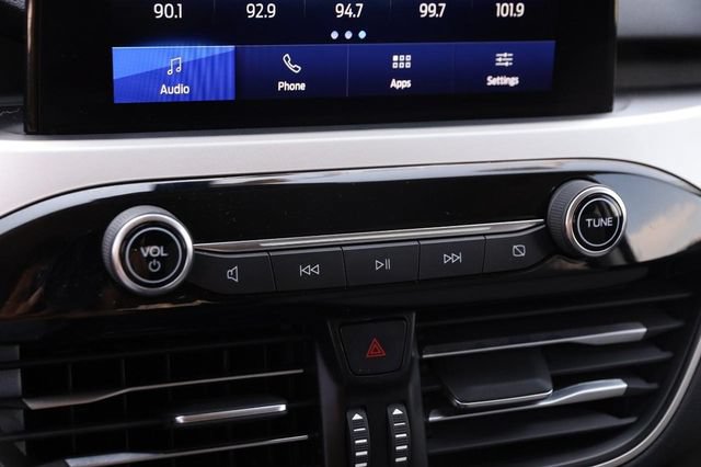 Certified 2022 Ford Escape SE w/ SE Sport Appearance Package FWD image 23