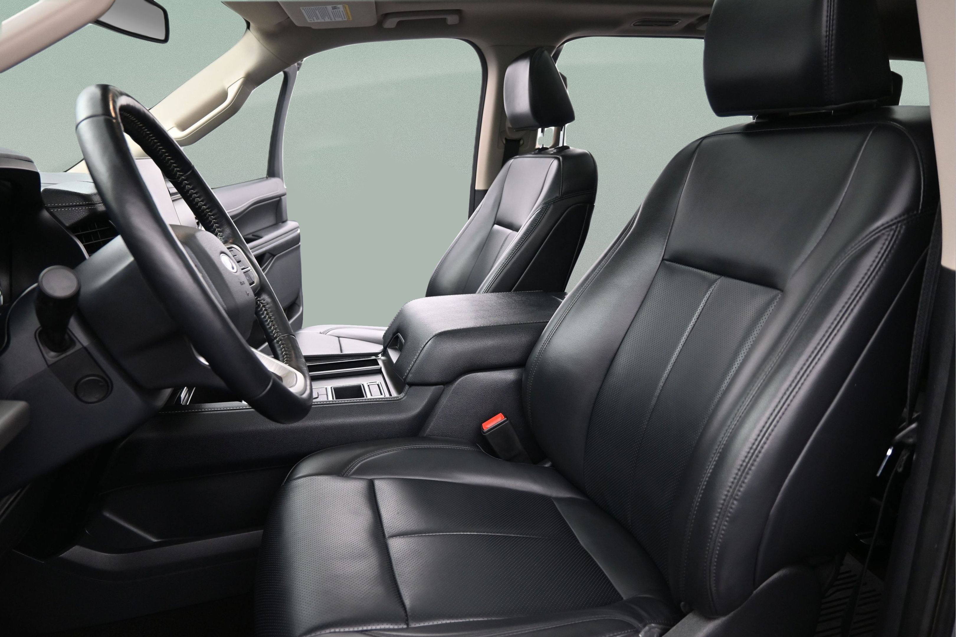 Certified 2023 Ford Expedition XLT RWD image 23