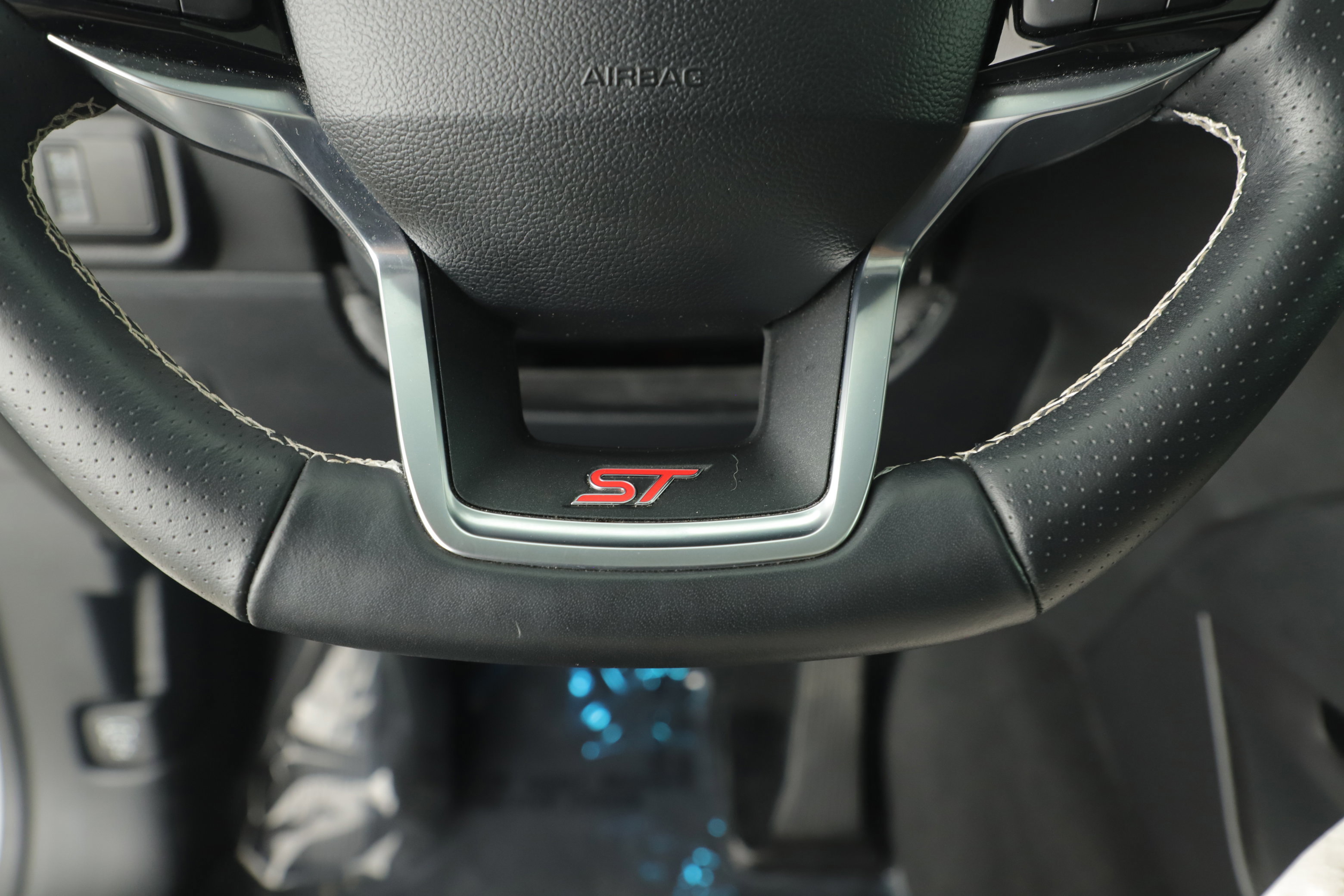 Certified 2024 Ford Explorer ST w/ Equipment Group 401A image 26