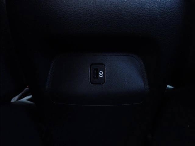 Used 2022 Nissan Sentra SR w/ Midnight Edition FWD image 8