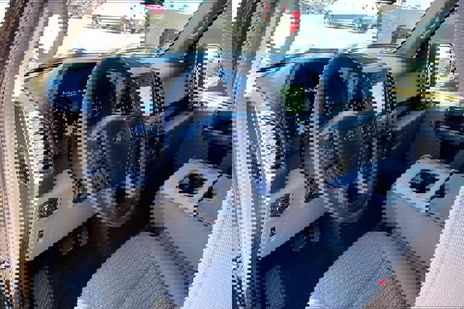 Certified 2019 Ford F150 XLT image 17