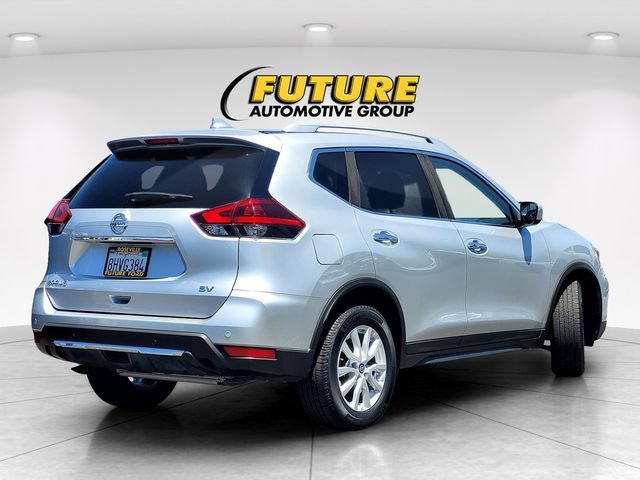 Used 2019 Nissan Rogue SV FWD image 4
