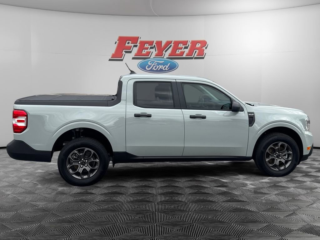 Certified 2024 Ford Maverick XLT image 2