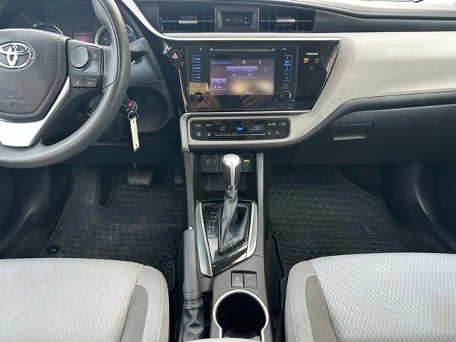 Used 2017 Toyota Corolla LE image 14