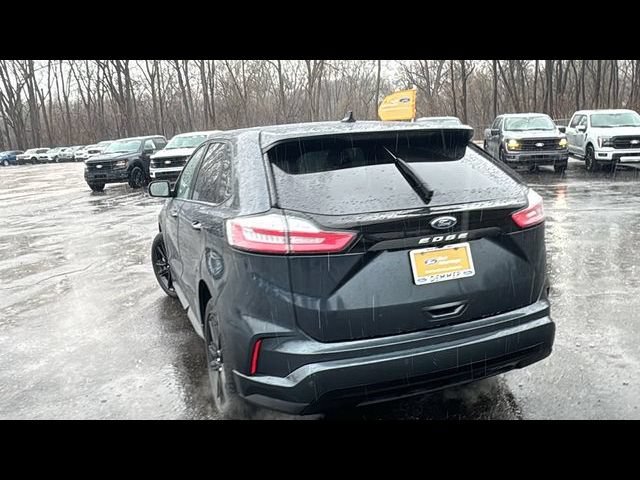 Certified 2023 Ford Edge ST-Line AWD/4WD image 5