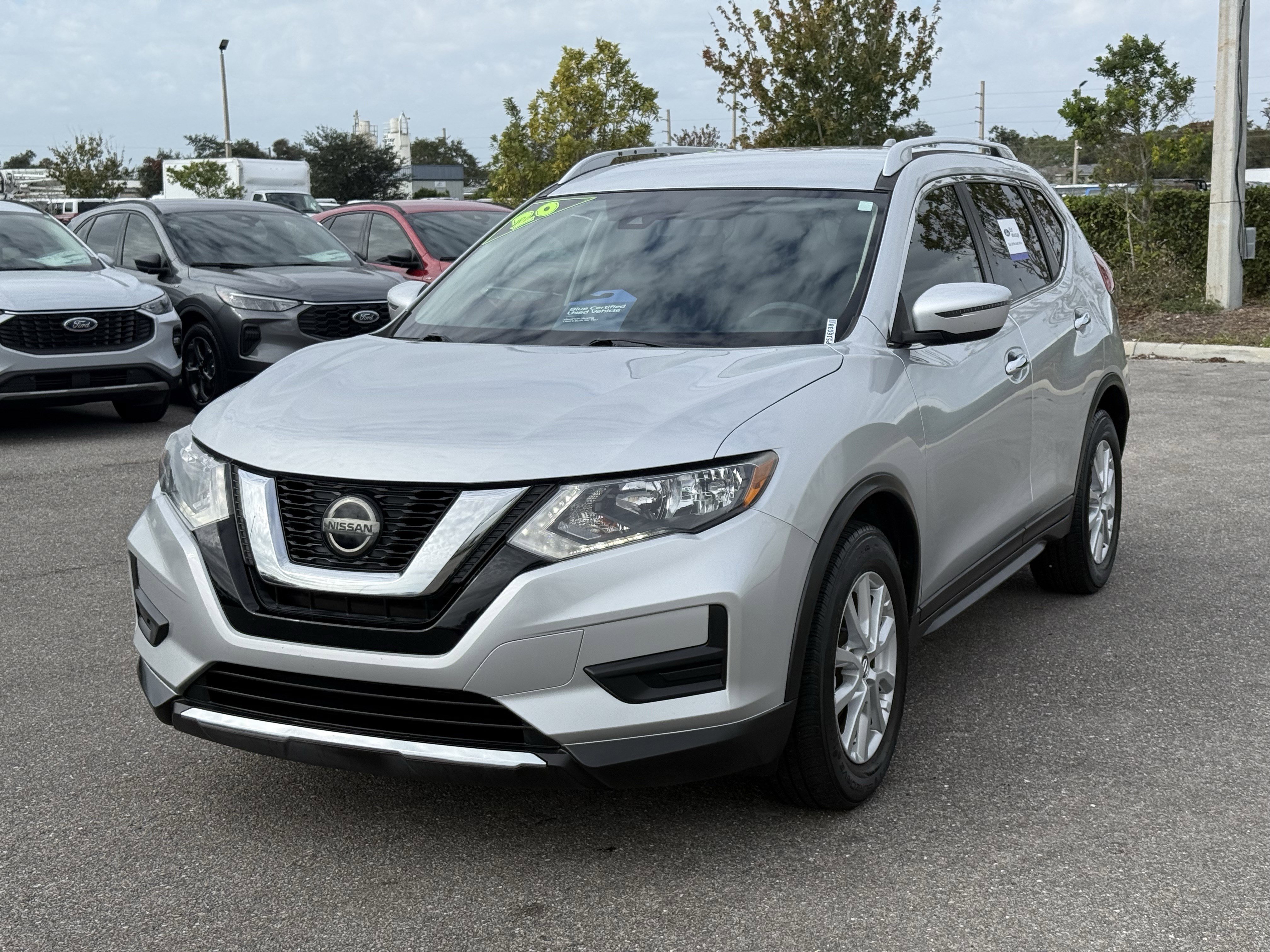 Used 2020 Nissan Rogue SV image 7
