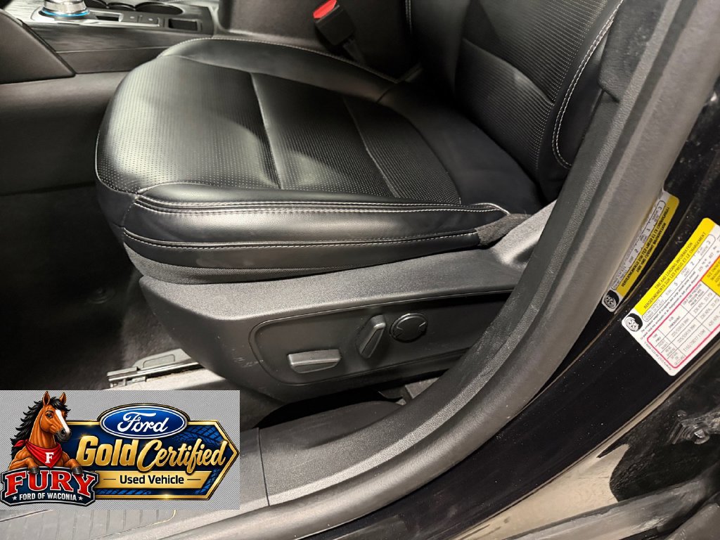 Certified 2025 Ford Escape Platinum AWD/4WD image 27