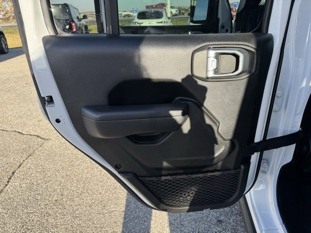 Used 2024 Jeep Wrangler Rubicon image 29