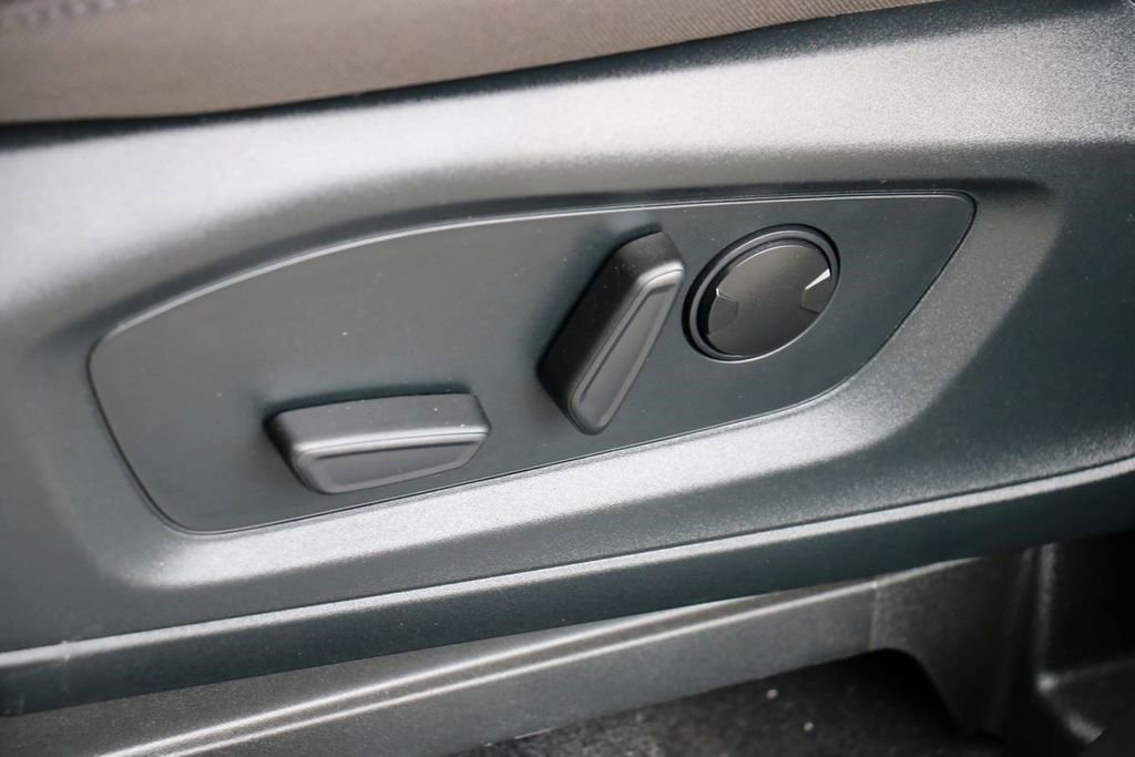 Certified 2022 Ford Explorer XLT image 18