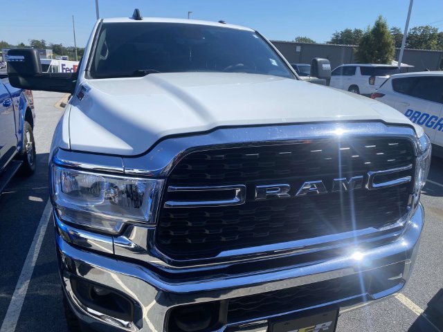 Used 2024 RAM 2500 Big Horn AWD/4WD image 2