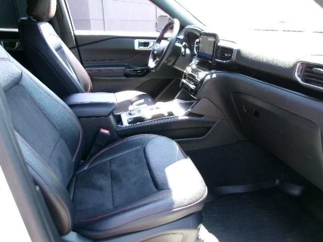 Certified 2023 Ford Explorer ST-Line w/ Class IV Trailer Tow Package AWD/4WD image 4