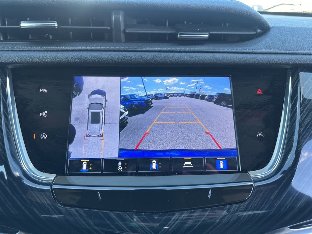 Used 2023 Cadillac XT6 Premium Luxury w/ Technology Package image 55