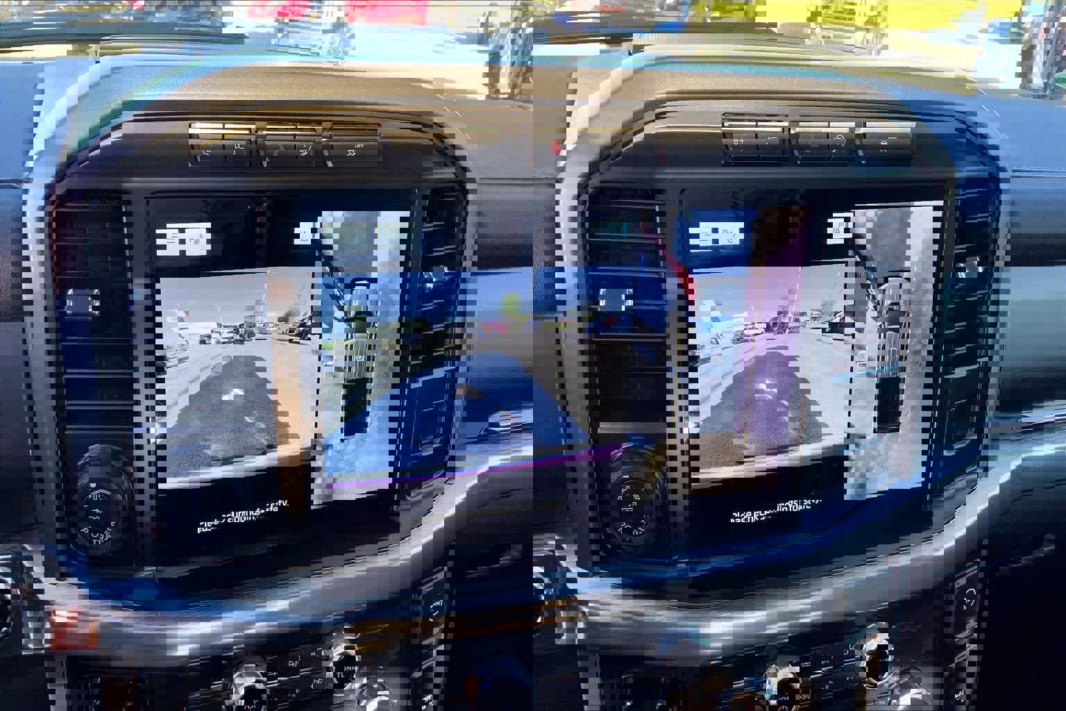 Certified 2021 Ford F150 Lariat w/ Equipment Group 502A High image 24