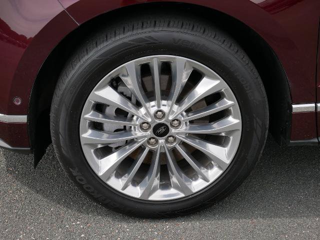 Certified 2024 Ford Edge Titanium w/ Titanium Elite Package AWD/4WD image 9