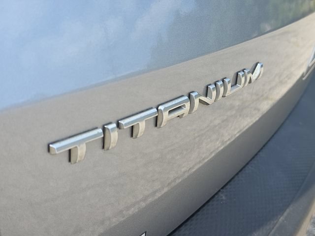 Certified 2022 Ford Escape Titanium AWD/4WD image 7